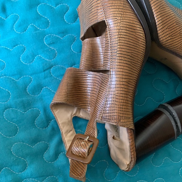 Enzo Angiolini -Leather Heel Sandals - Picture 11 of 15